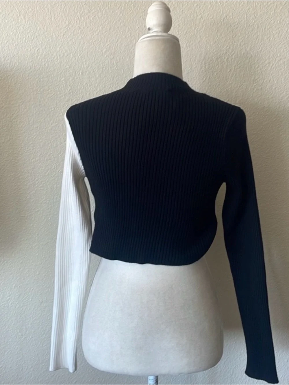 Zara Contrast Knit Sweater With Trim Bows Size S